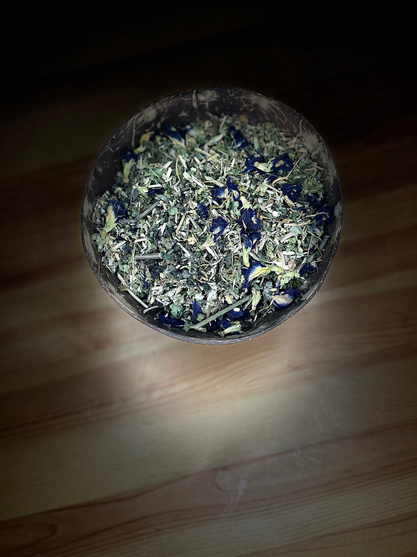 🌙 Herbal Moon Blend™ – Premium Menstrual Support & Hormone Balance Tea